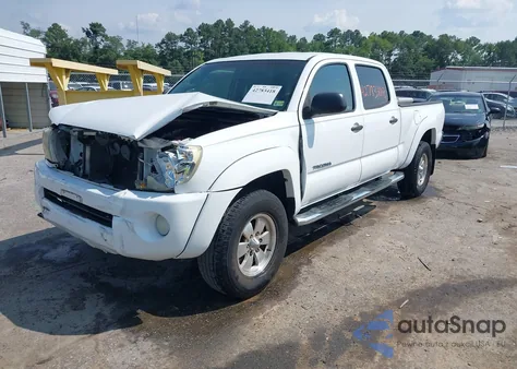 2005 Toyota Tacoma Prerunner V6 z USA, uszkodzony, nr VIN 3TMKU72N05M001264